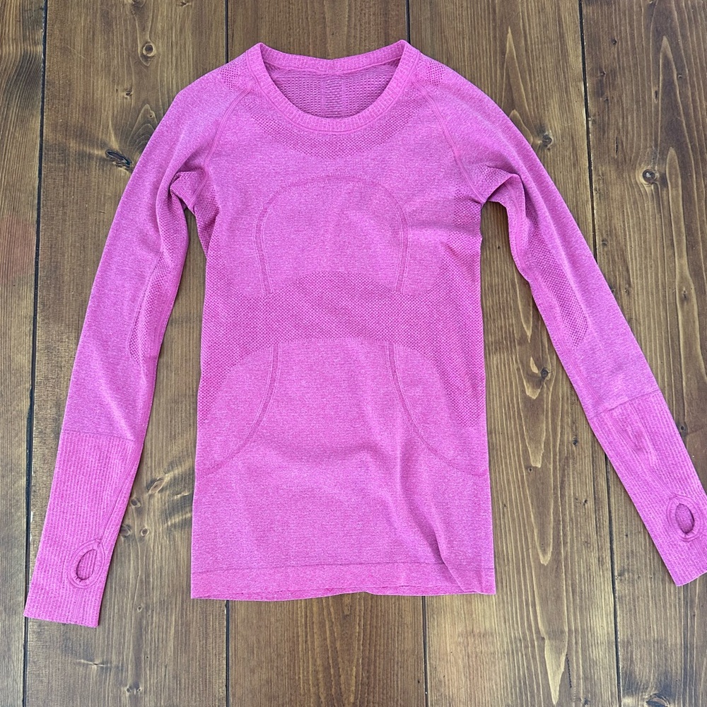 Lululemon shirt